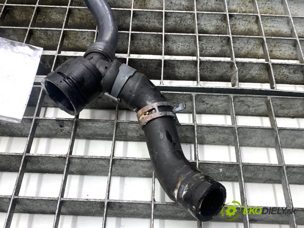 VW ARTEON liftback 2021 235 kW TSI R 1984 rúrka turba 06Q121085D (Hadica turbodúchadla)