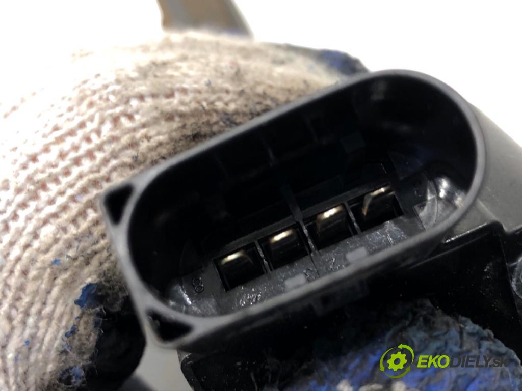 VW ARTEON liftback 2021 235 kW TSI R 1984 Cievka zapaľovacia 06L905110K (Zapaľovacia cievka)