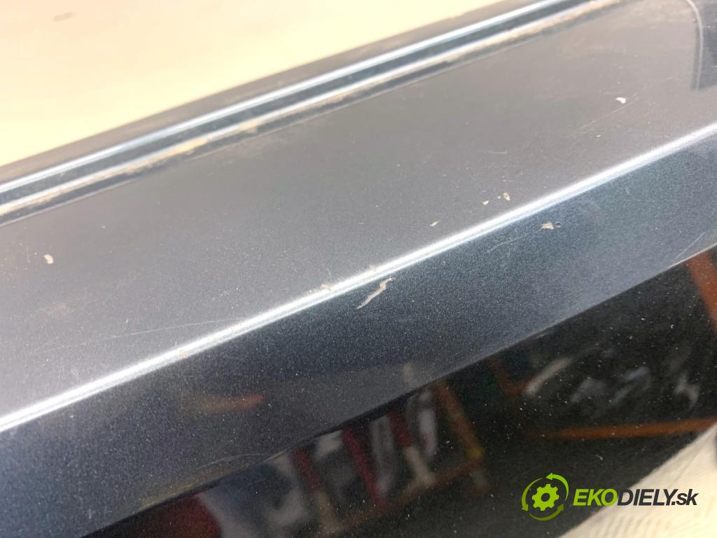 SKODA FABIA III liftback 2019 44 kW 1.0 999 nárazník zadní část  (Klika dveří ostatní)