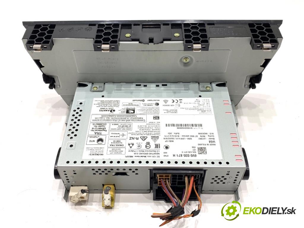 SKODA FABIA III liftback 2019 44 kW 1.0 999 RADIO 6V0035871H (Audio zařízení)