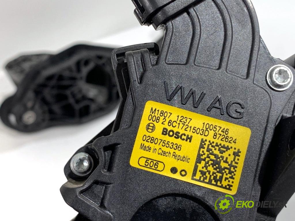 SKODA FABIA III liftback 2019 44 kW 1.0 999 PEDÁL: manuálne 6C1721058D (Potenciometer plynového pedálu)