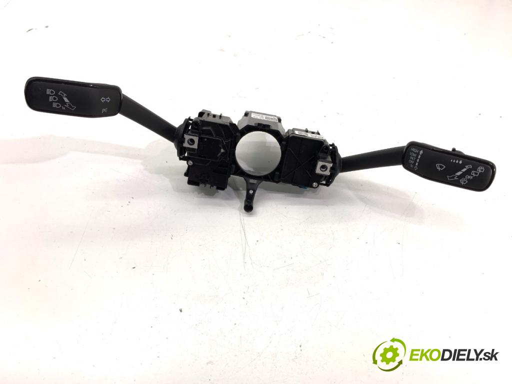 SKODA FABIA III liftback 2019 44 kW 1.0 999 Prepínač kombinovaný 2QC953502 (Prepínacie páčky pod volantom)