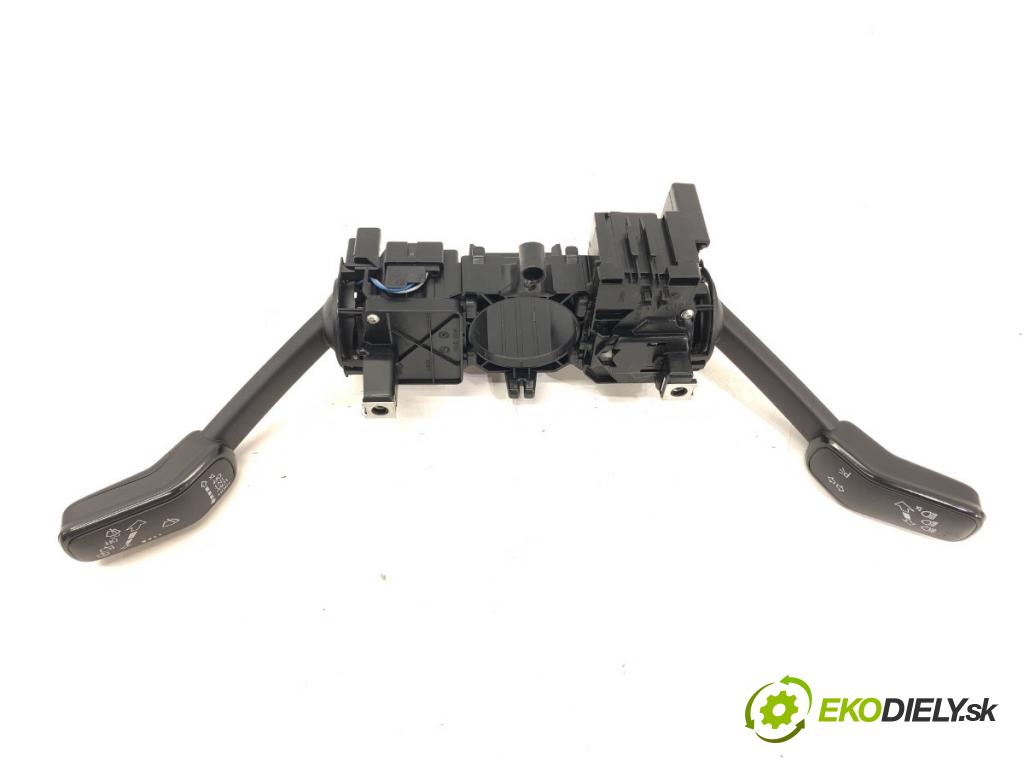 SKODA FABIA III liftback 2019 44 kW 1.0 999 Prepínač kombinovaný 2QC953502 (Prepínacie páčky pod volantom)