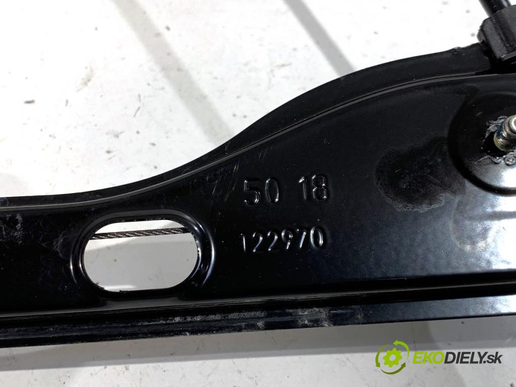 SKODA FABIA III liftback 2019 44 kW 1.0 999 mechanismus okna levý přední část 2Q2959881C