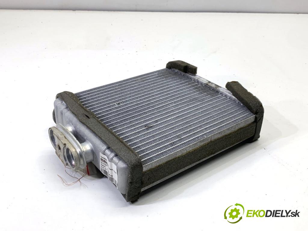 SKODA FABIA III liftback 2019 44 kW 1.0 999 topné těleso radiátor topení DW795001 (Radiátor topení)