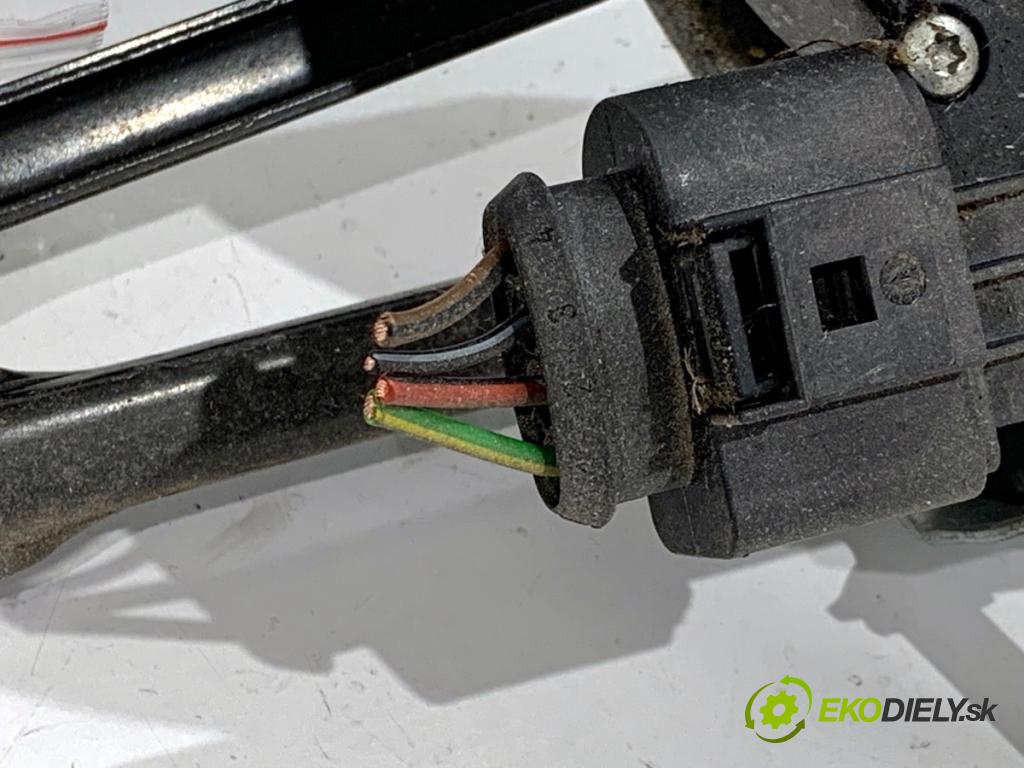 SKODA FABIA III liftback 2019 44 kW 1.0 999 Mechanizmus stieračov predný 5JB955113PL (Motorček stieračov predný)