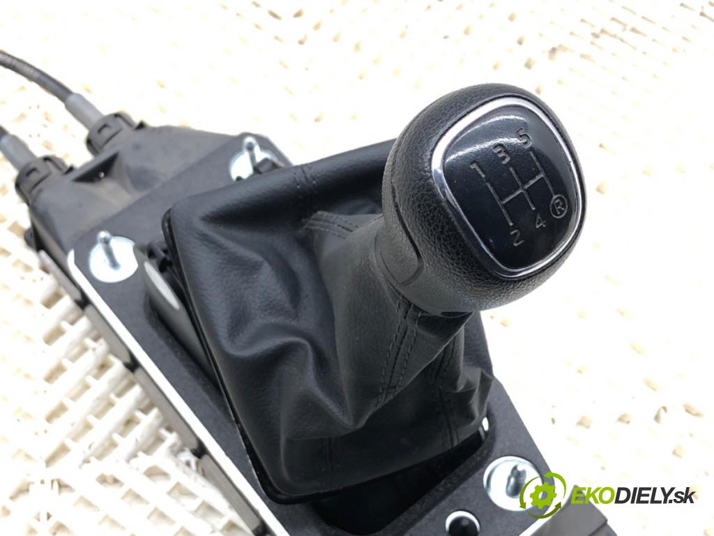 SKODA FABIA III liftback 2019 44 kW 1.0 999 Kulisa 6C0711049B (Rýchlostná páka (kulisa))