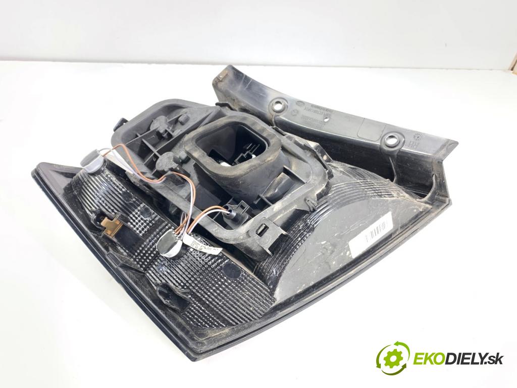 SKODA FABIA III liftback 2019 44 kW 1.0 999 světlo pravý zadní část 6V6945096