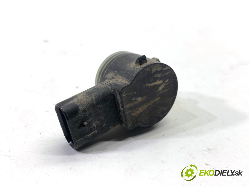 SKODA FABIA III liftback 2019 44 kW 1.0 999 snímač PDC 5Q0919275B