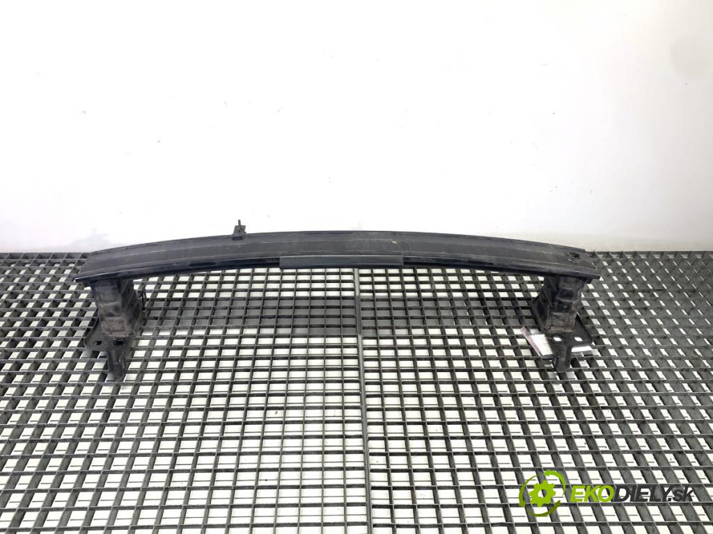 SKODA FABIA III liftback 2019 44 kW 1.0 999 výztuha nárazníka přední část  (Přední výztuha)