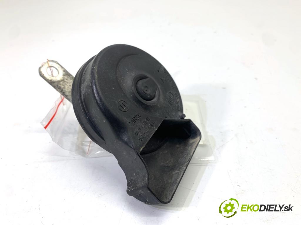 SKODA FABIA III liftback 2019 44 kW 1.0 999 klaksón 