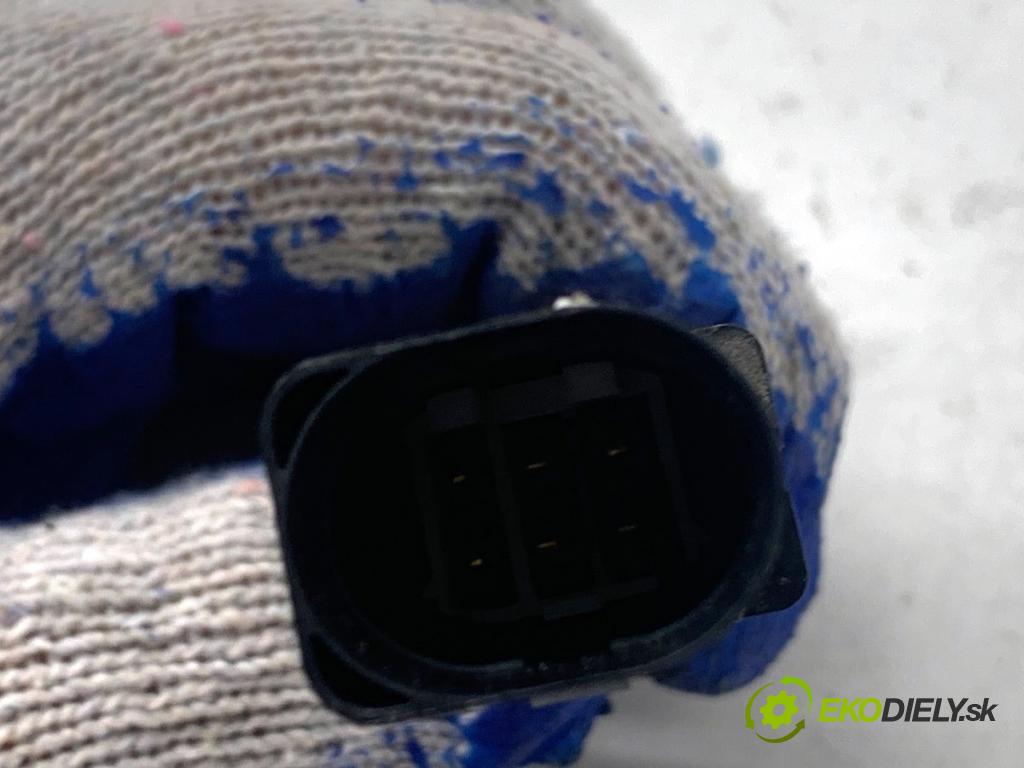 SKODA FABIA III liftback 2019 44 kW 1.0 999 sonda lambda přední část 04C906262AM (Lambda sonda)