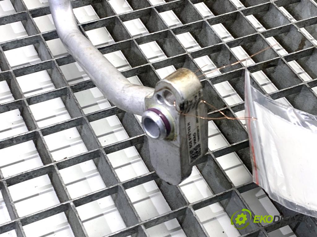 SKODA FABIA III liftback 2019 44 kW 1.0 999 rúrka klimatizácie 6C0816743H (Rúrka klimatizácie)