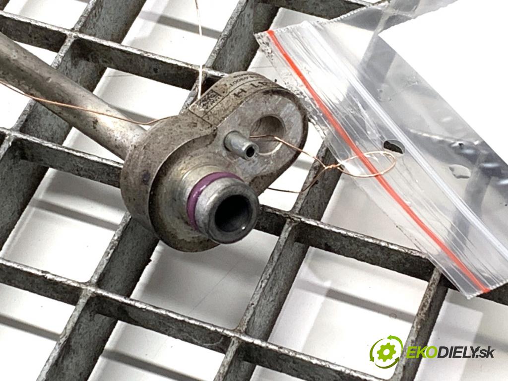 SKODA FABIA III liftback 2019 44 kW 1.0 999 rúrka klimatizácie 6C0816741H (Rúrka klimatizácie)