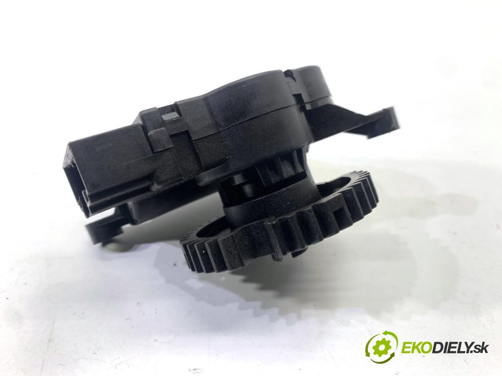 SKODA FABIA III liftback 2019 44 kW 1.0 999 motor topení V3268003