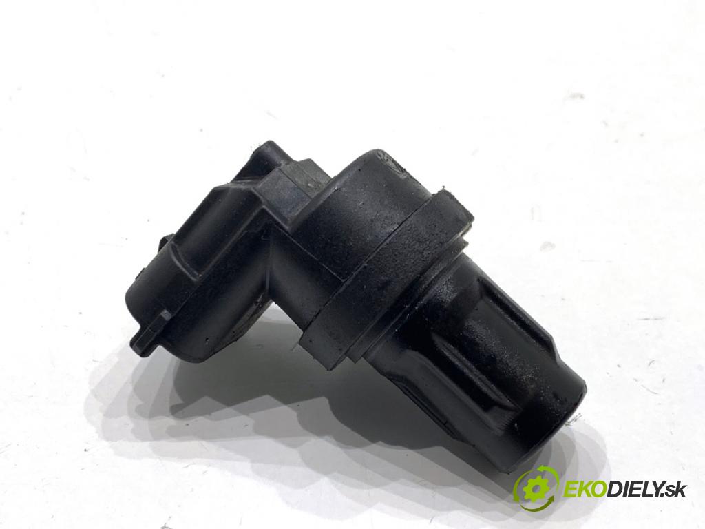 JAGUAR F-PACE SUV 2016 132 kW 2.0 TD4 AWD 1999 Snímač pozície vačkového hriadeľa G4D3-12K073-AA (Snímač polohy kľukového hriadeľa)