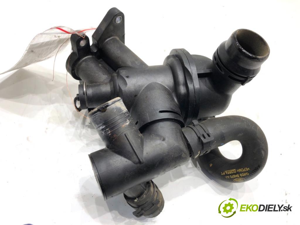 JAGUAR F-PACE SUV 2016 132 kW 2.0 TD4 AWD 1999 obal termostatu G4D3-8575-AD (Pouzdro termostatu)