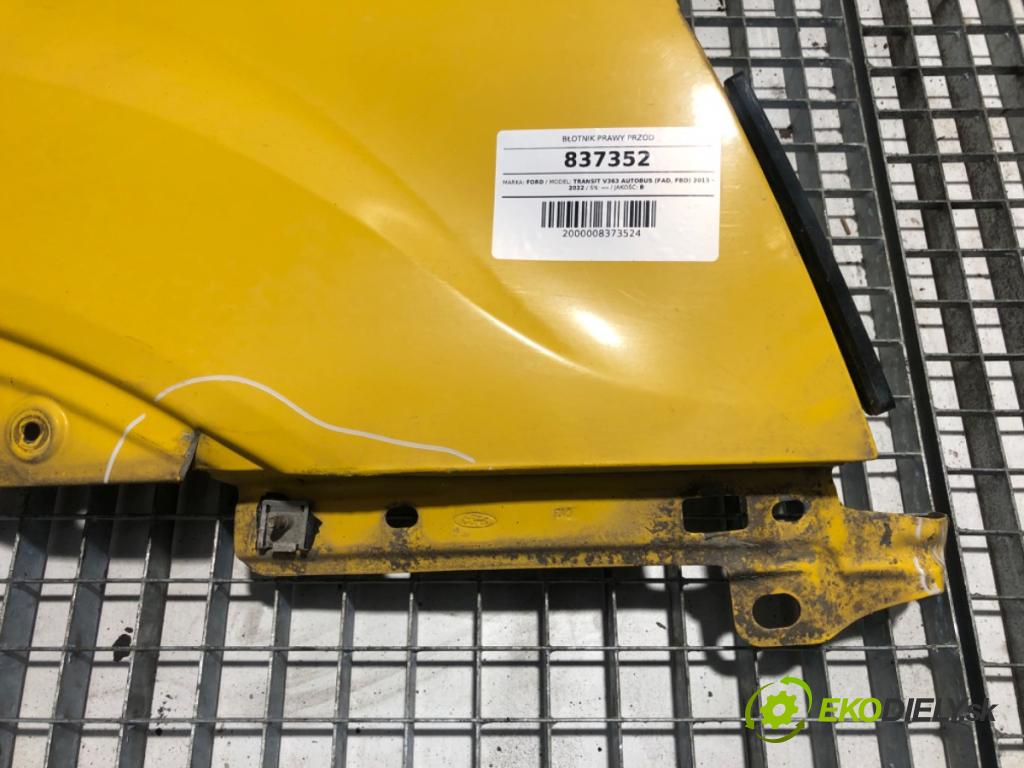 FORD TRANSIT VI Autobus 2019 77 kW 2.0 EcoBlue 1995 Blatník pravy predný