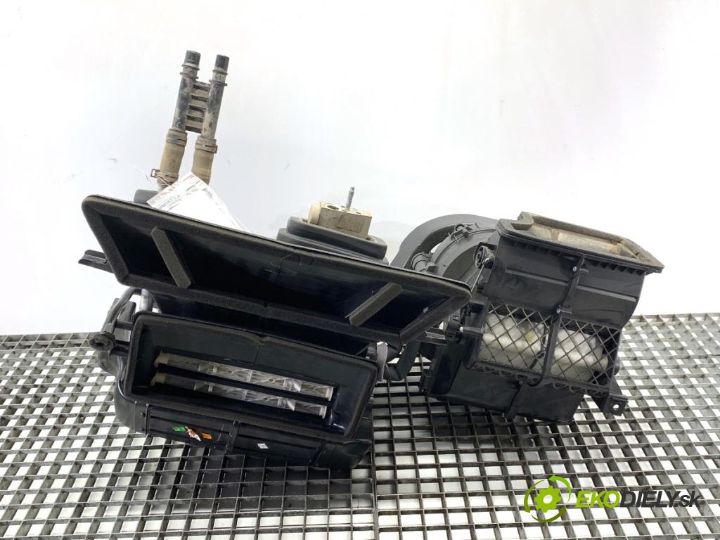 FORD TRANSIT VI Autobus 2019 77 kW 2.0 EcoBlue 1995 Výhrevné teleso, radiátor kúrenia KOMBAJN BK21-AN