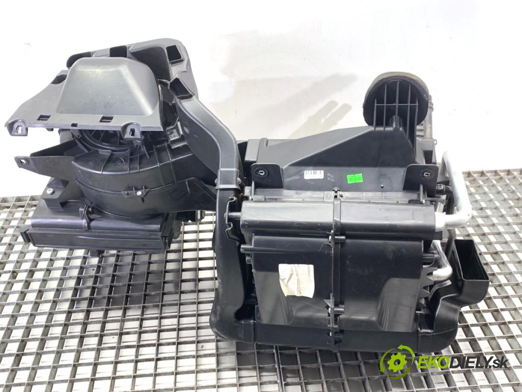 FORD TRANSIT VI Autobus 2019 77 kW 2.0 EcoBlue 1995 Výhrevné teleso, radiátor kúrenia KOMBAJN BK21-AN