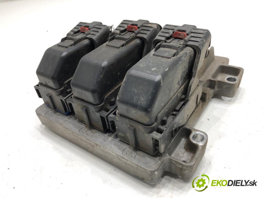 OPEL CORSA E liftback 2016 66 kW 1.4 LPG (08, 68) 1398 riadiaca jednotka Motor 12670942 (Riadiaca jednotka)