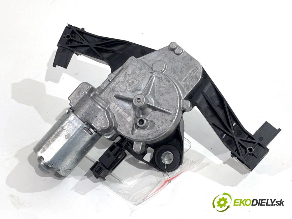 OPEL CORSA E liftback 2016 66 kW 1.4 LPG (08, 68) 1398 motor stěračů zadní část 39045012 0390204011