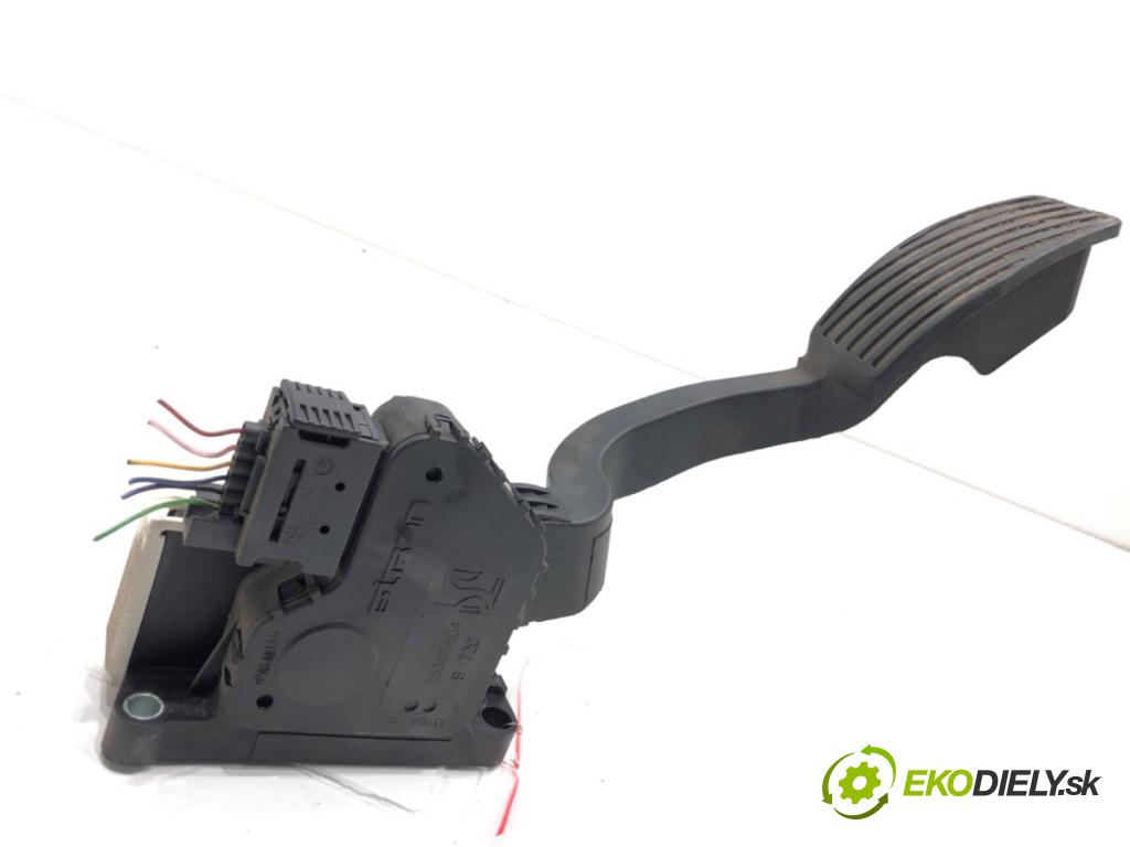 OPEL CORSA E liftback 2016 66 kW 1.4 LPG (08, 68) 1398 Potenciometer plynu 13305804 (Potenciometer plynového pedálu)