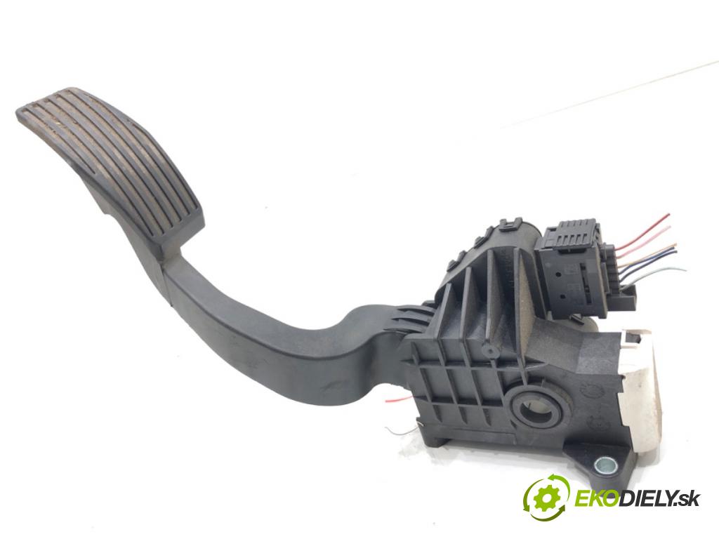 OPEL CORSA E liftback 2016 66 kW 1.4 LPG (08, 68) 1398 Potenciometer plynu 13305804 (Potenciometer plynového pedálu)