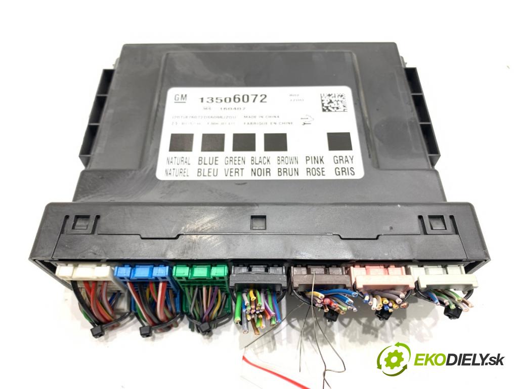 OPEL CORSA E liftback 2016 66 kW 1.4 LPG (08, 68) 1398 Modul komfortu 13506072 (Modul komfortu)