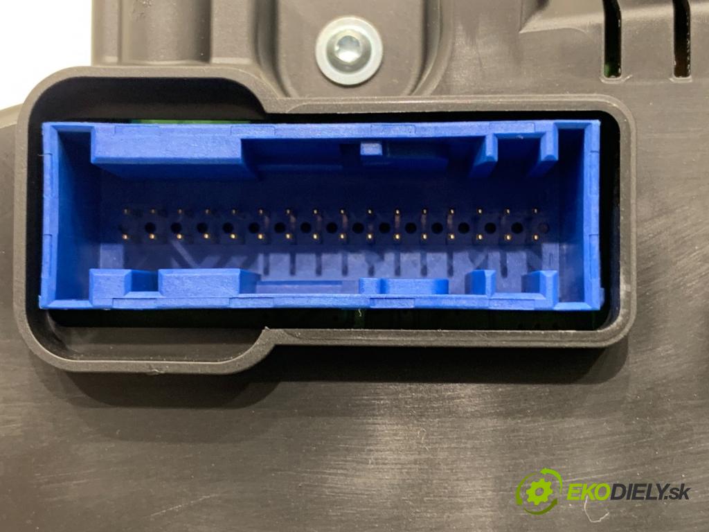 OPEL CORSA E liftback 2016 66 kW 1.4 LPG (08, 68) 1398 prístrojovka 39056365 (Přístrojová deska)