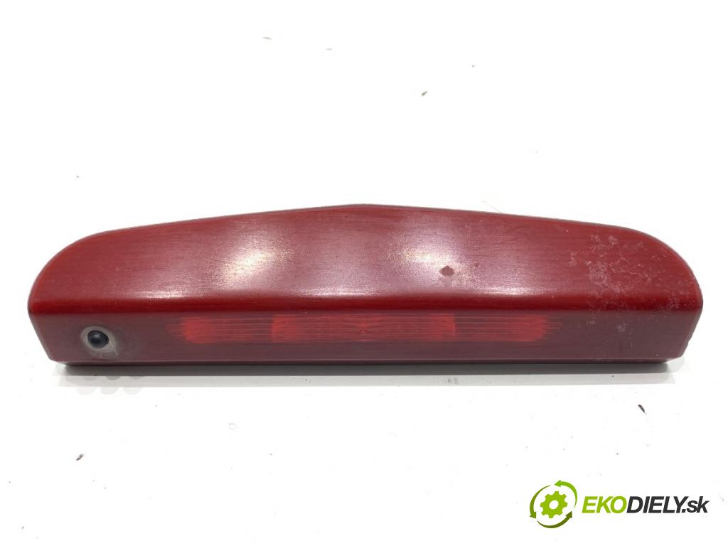 OPEL CORSA E liftback 2016 66 kW 1.4 LPG (08, 68) 1398 světlo brzdových světel 510511640