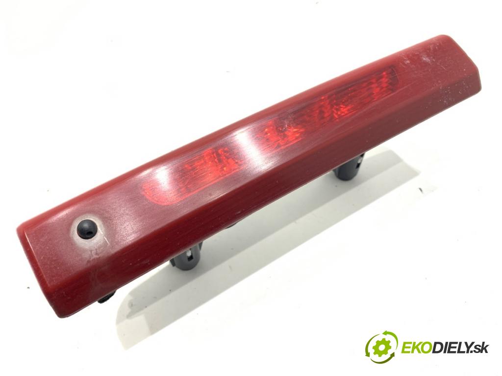 OPEL CORSA E liftback 2016 66 kW 1.4 LPG (08, 68) 1398 světlo brzdových světel 510511640