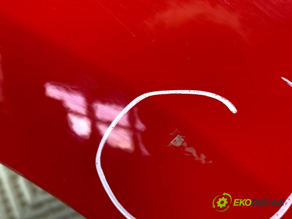 OPEL CORSA E liftback 2016 66 kW 1.4 LPG (08, 68) 1398 blatník pravý přední část Z547 Z547