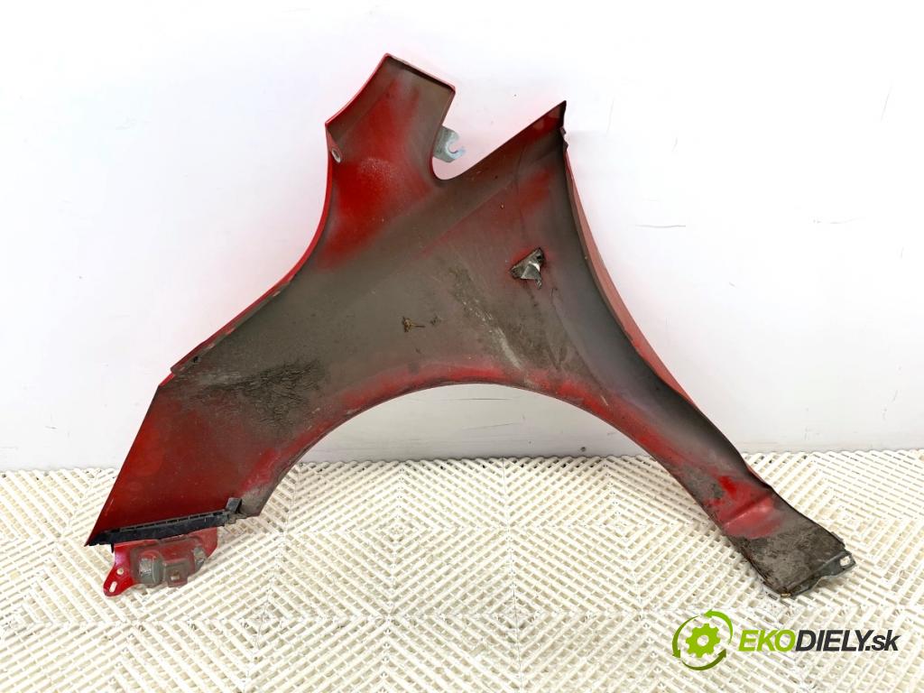 OPEL CORSA E liftback 2016 66 kW 1.4 LPG (08, 68) 1398 blatník pravý přední část Z547 Z547