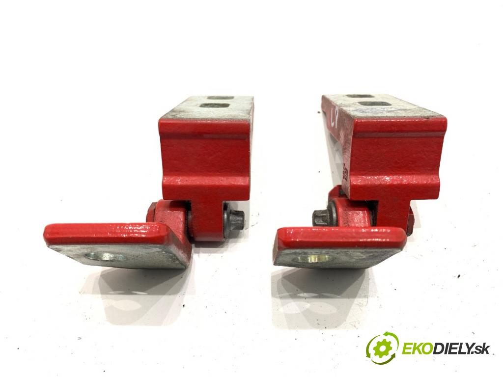 OPEL CORSA E liftback 2016 66 kW 1.4 LPG (08, 68) 1398 Záves Dvere predný ľavy