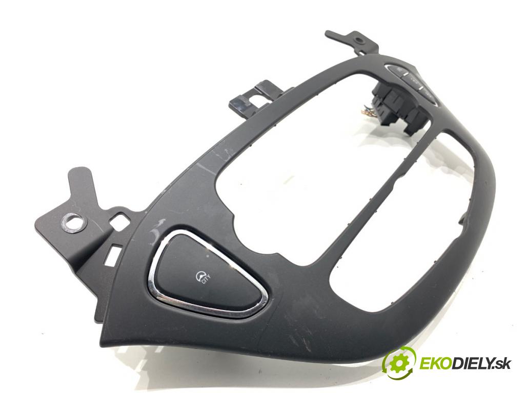 OPEL CORSA E liftback 2016 66 kW 1.4 LPG (08, 68) 1398 rámeček radia 13391249