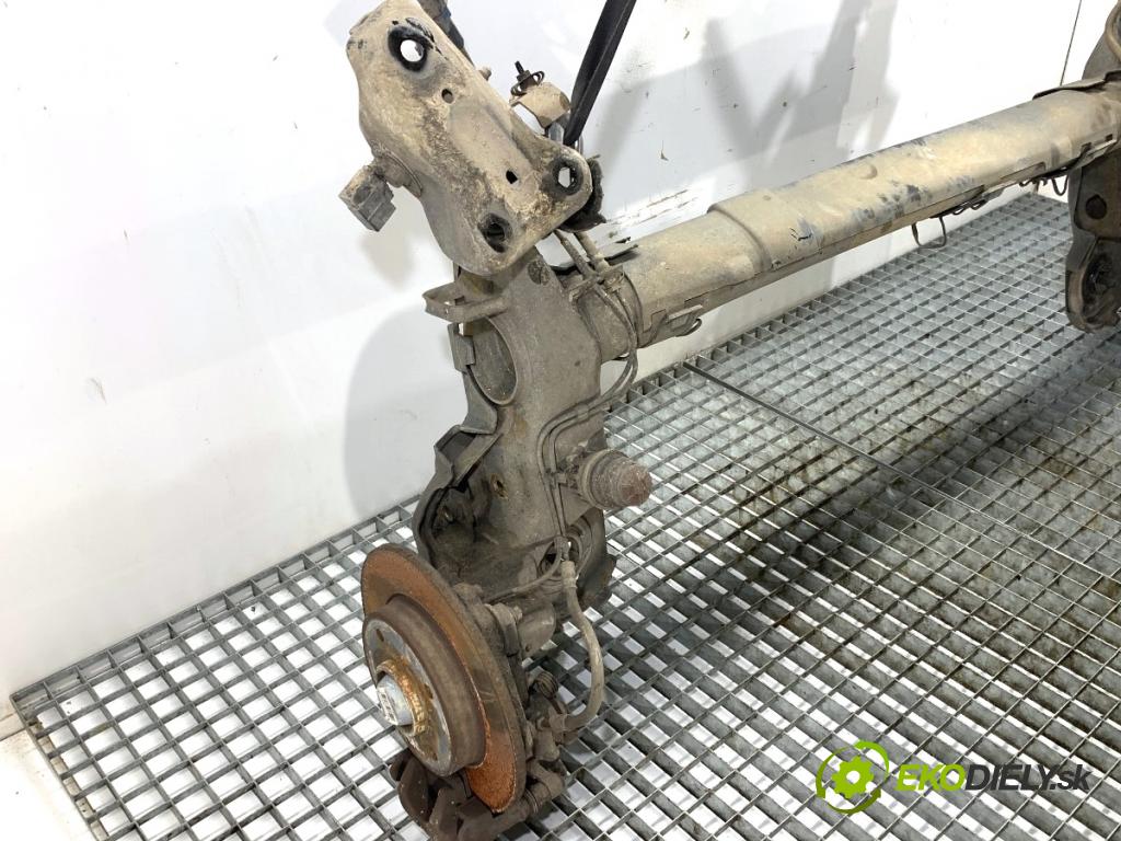 PEUGEOT 2008 I SUV 2018 81 kW 1.2 THP 110 / PureTech 110 1199 Výstuha zad