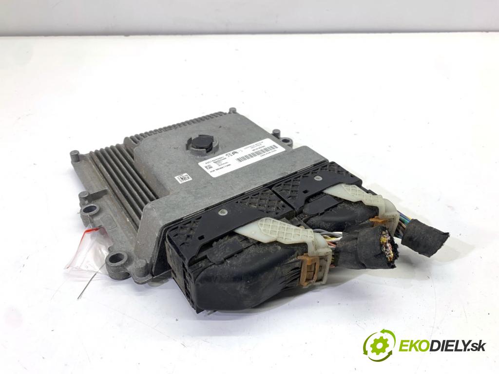 PEUGEOT 2008 I SUV 2018 81 kW 1.2 THP 110 / PureTech 110 1199 riadiaca jednotka Motor 9818160080 (Riadiaca jednotka)