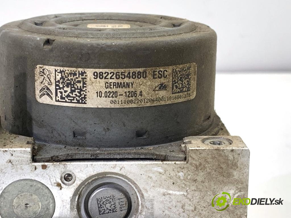 PEUGEOT 2008 I SUV 2018 81 kW 1.2 THP 110 / PureTech 110 1199 Pumpa ABS 9822654880 (Pumpa ABS)