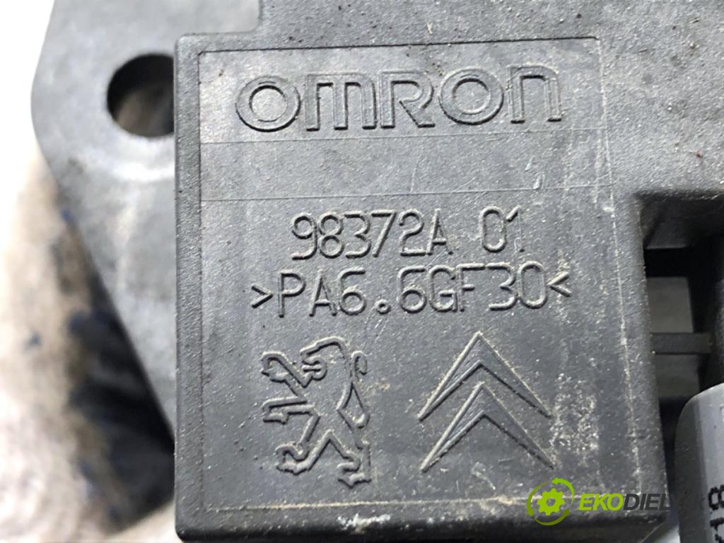 PEUGEOT 2008 I SUV 2018 81 kW 1.2 THP 110 / PureTech 110 1199 modul ventilátoru 9827870080