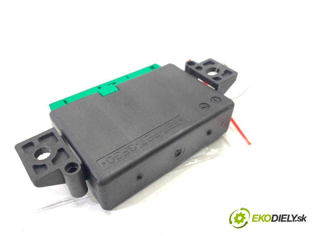 PEUGEOT 2008 I SUV 2018 81 kW 1.2 THP 110 / PureTech 110 1199 Modul PDC 9824532180 0263014165 (Riadiaca jednotka ostatné)