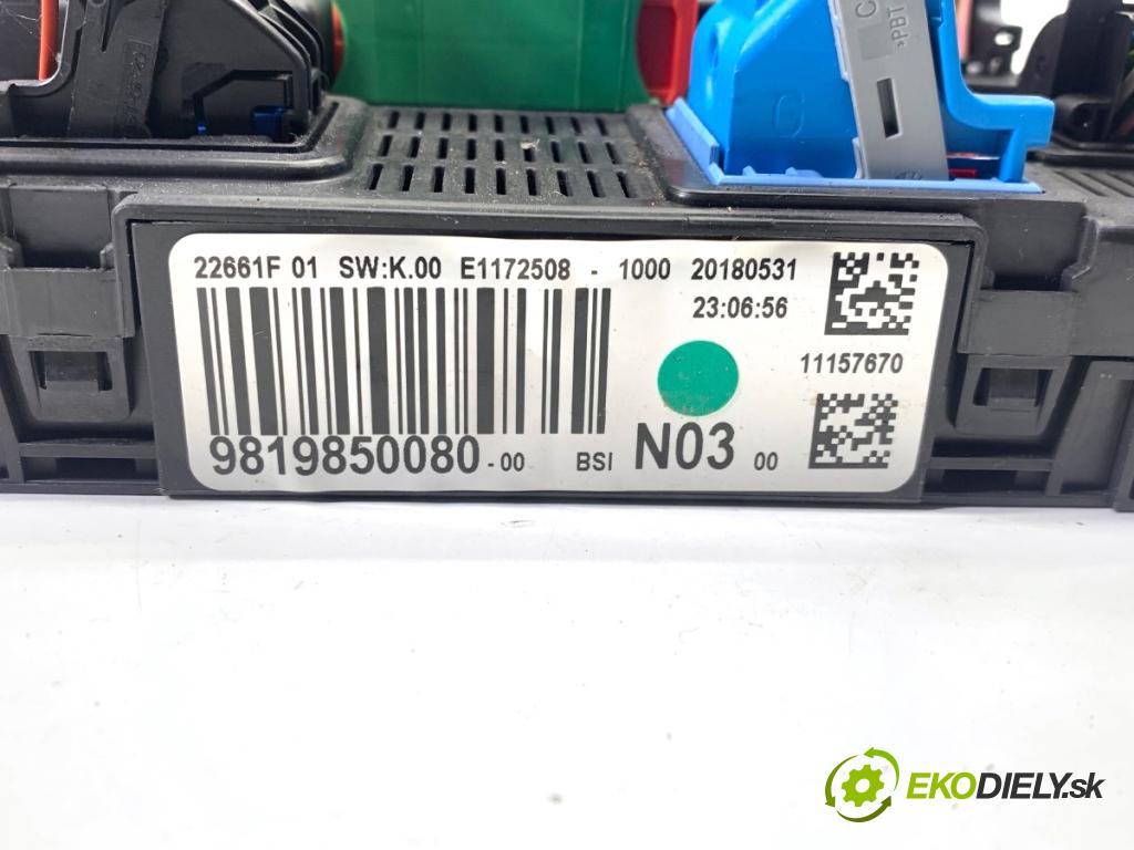 PEUGEOT 2008 I SUV 2018 81 kW 1.2 THP 110 / PureTech 110 1199 Modul BSI 9819850080 (Poistková skrinka)