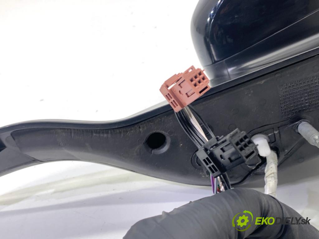 PEUGEOT 2008 I SUV 2018 81 kW 1.2 THP 110 / PureTech 110 1199 zpětné zrcátko pravý