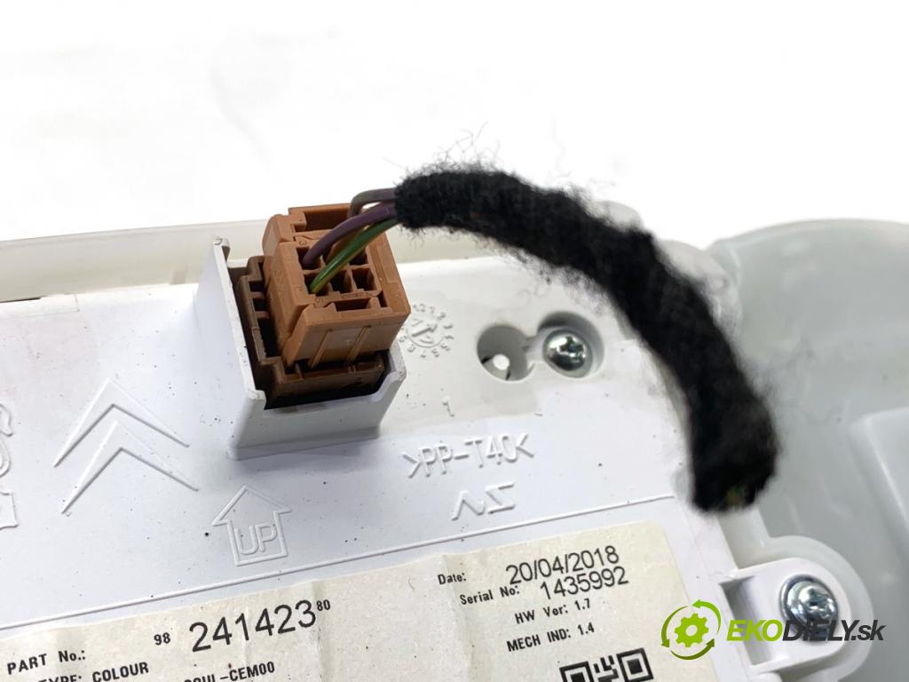 PEUGEOT 2008 I SUV 2018 81 kW 1.2 THP 110 / PureTech 110 1199 Prístrojovka 9824708180 (Prístrojová doska)