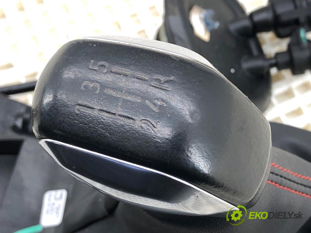 PEUGEOT 2008 I SUV 2018 81 kW 1.2 THP 110 / PureTech 110 1199 Kulisa 9808161780 (Rýchlostná páka (kulisa))