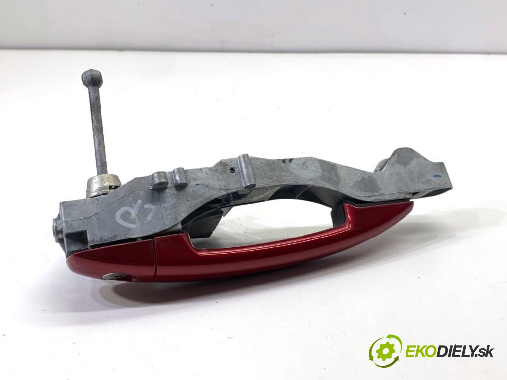 PEUGEOT 2008 I SUV 2018 81 kW 1.2 THP 110 / PureTech 110 1199 klika vnejší levý přední část