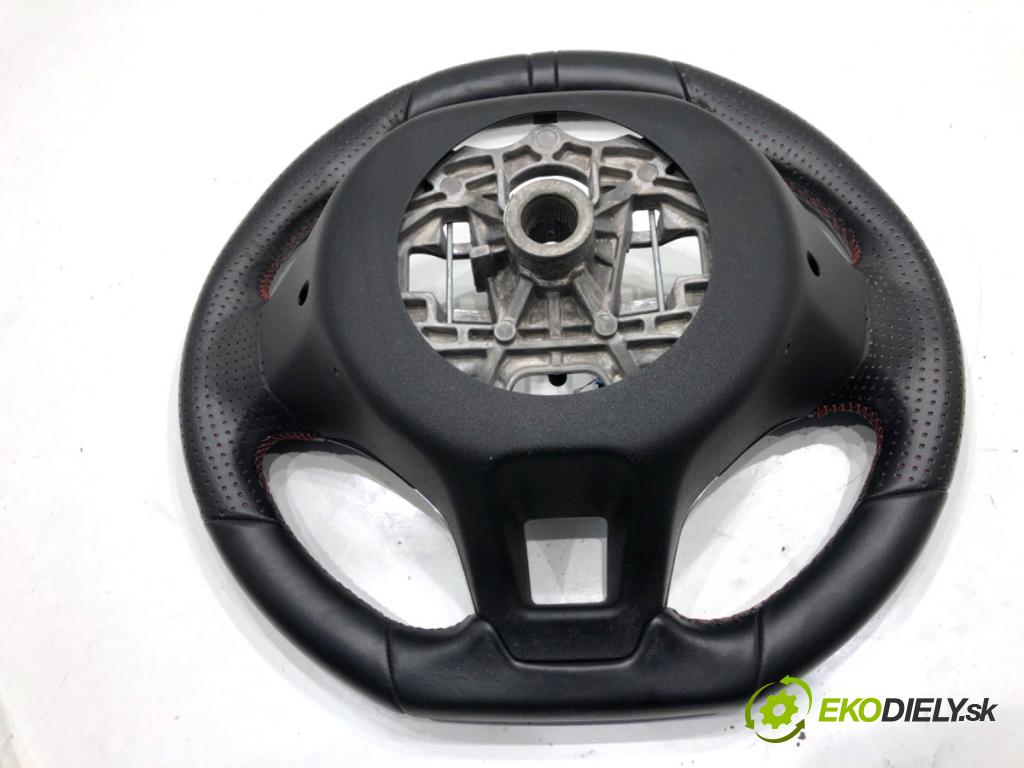 PEUGEOT 2008 I SUV 2018 81 kW 1.2 THP 110 / PureTech 110 1199 Volant  (Volant)