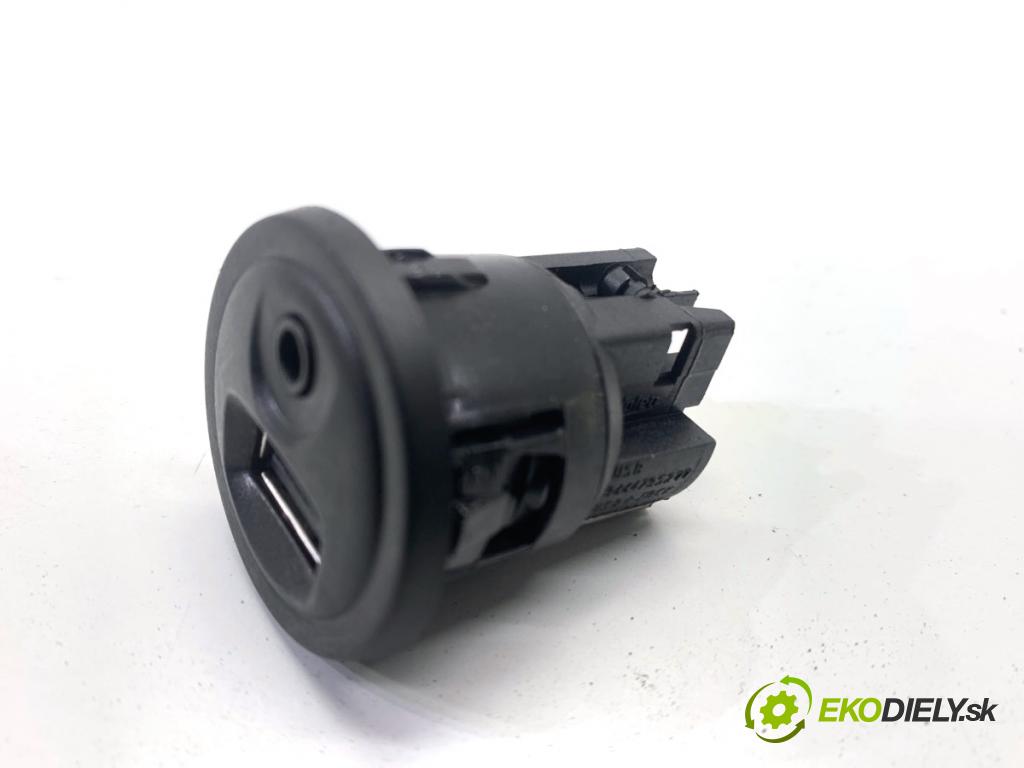 PEUGEOT 2008 I SUV 2018 81 kW 1.2 THP 110 / PureTech 110 1199 HNÍZDO: USB 9664795277