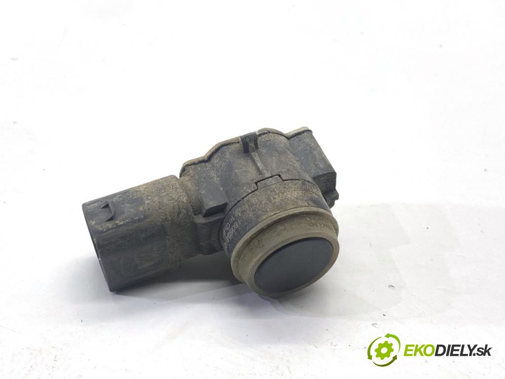 PEUGEOT 2008 I SUV 2018 81 kW 1.2 THP 110 / PureTech 110 1199 snímač PDC 9675202477XT