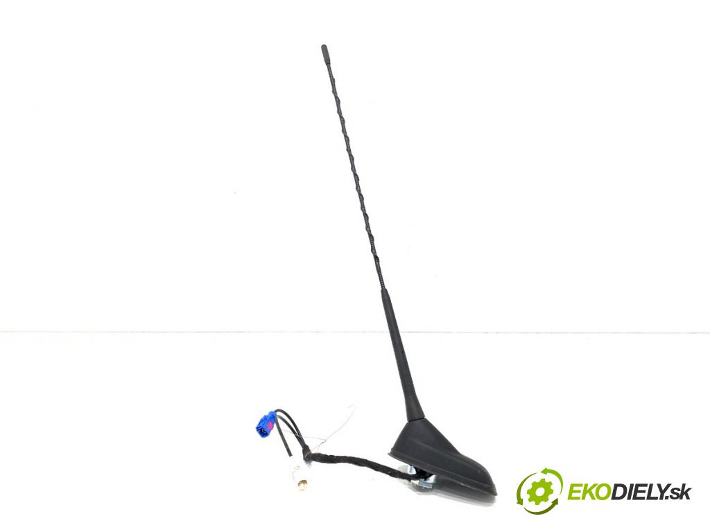 PEUGEOT 2008 I SUV 2018 81 kW 1.2 THP 110 / PureTech 110 1199 ANTENA 9801610880